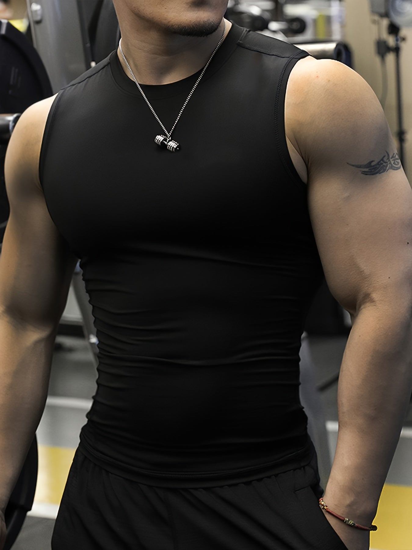 Men's Sleeveless Tank Top, Basic Solid Compression Fit Vest, Athletic Workout Muscle Gym Tops, Breathable Quick-Dry Tops