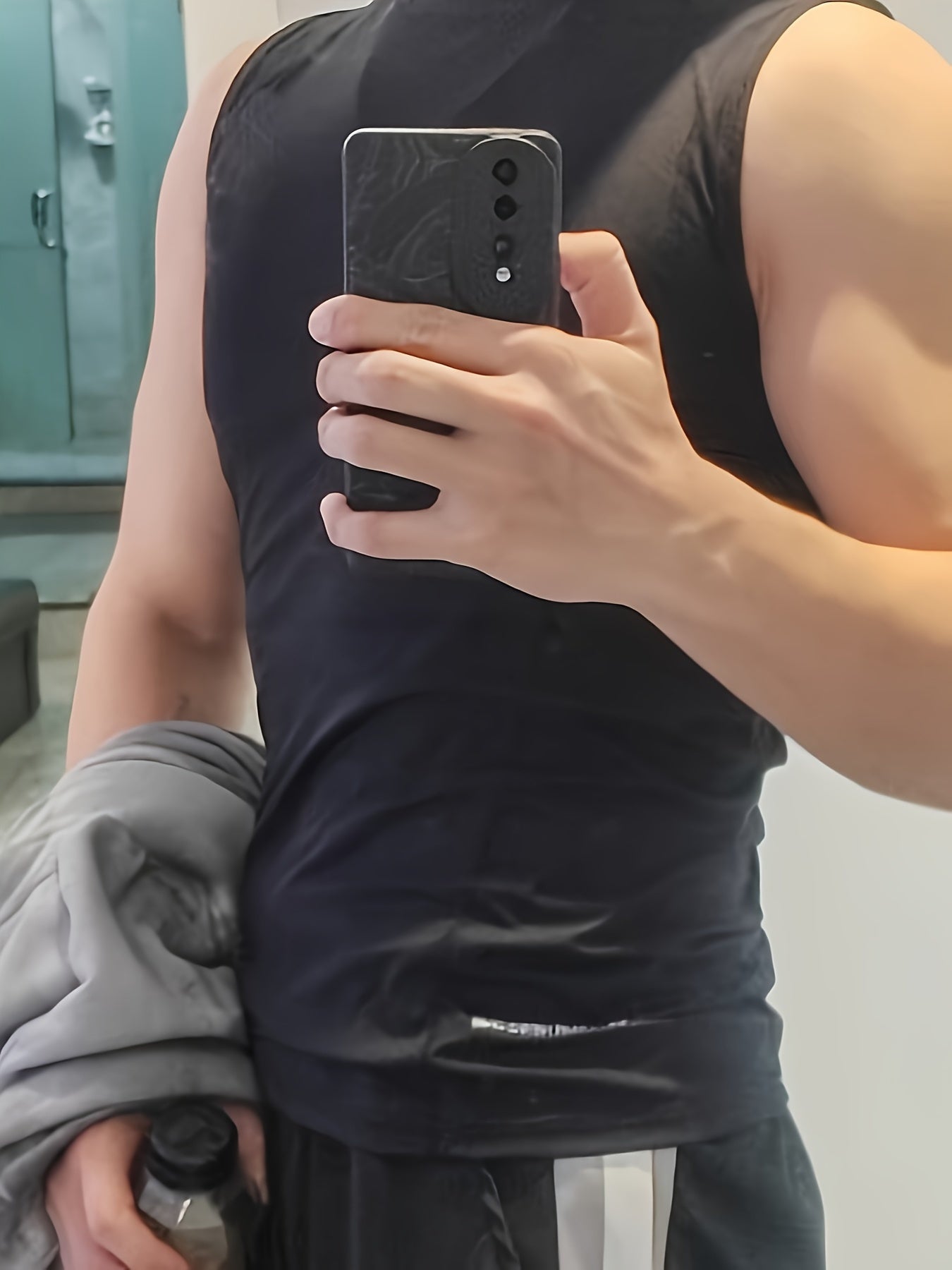 Men's Sleeveless Tank Top, Basic Solid Compression Fit Vest, Athletic Workout Muscle Gym Tops, Breathable Quick-Dry Tops